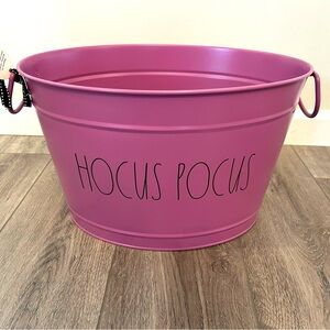 Rae Dunn Halloween Hocus Pocus Large Tin Beverage Tub